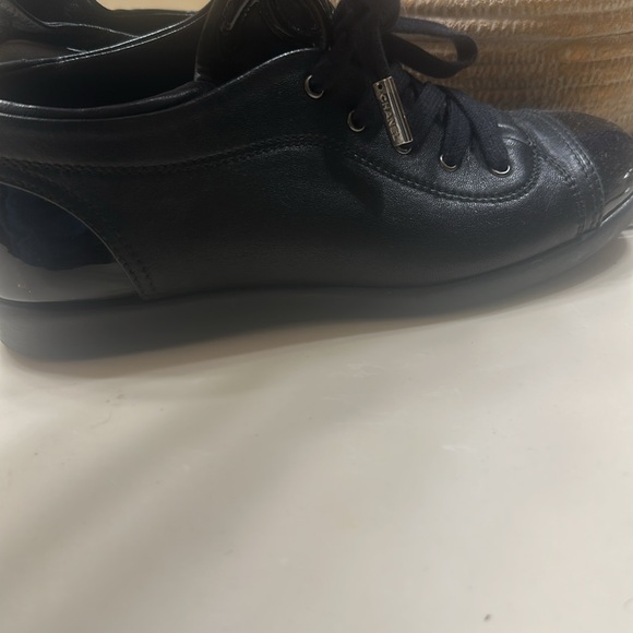 Chanel tennis shoes Authentic - Picture 9 of 12